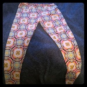 LuLaRoe tall & curvy leggings